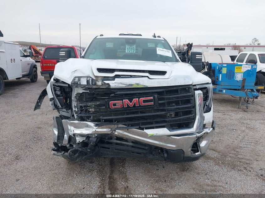 2024 GMC Sierra 2500Hd 4Wd Long Bed Pro VIN: 1GT49LEYXRF136010 Lot: 43697110