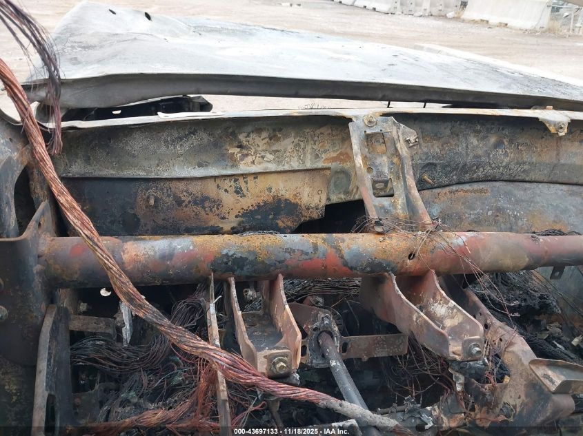 2001 Ford F-350 Lariat/Xl/Xlt VIN: 1FTSW31F51ED64351 Lot: 43697133