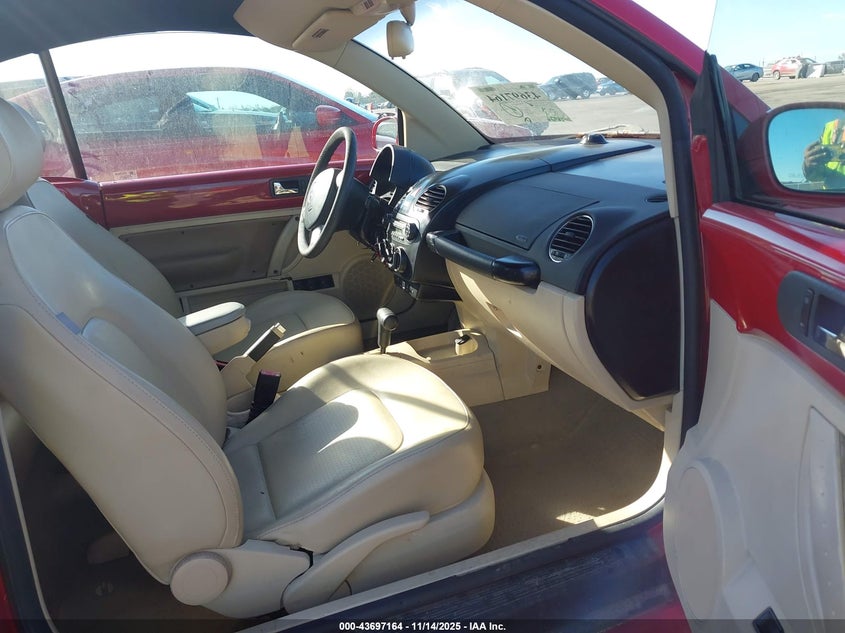 3VWRF31Y26M301190 2006 VOLKSWAGEN BEETLE photo no. 5