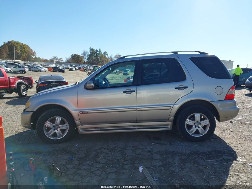 2005 Mercedes-Benz Ml 350 4Matic VIN: 4JGAB57E35A541974 Lot: 43697193