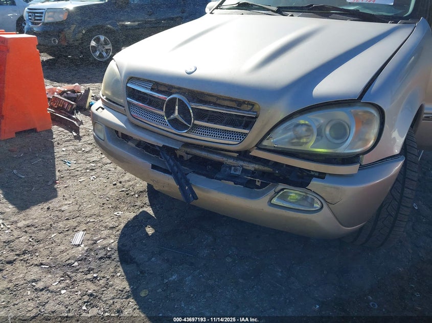 2005 Mercedes-Benz Ml 350 4Matic VIN: 4JGAB57E35A541974 Lot: 43697193