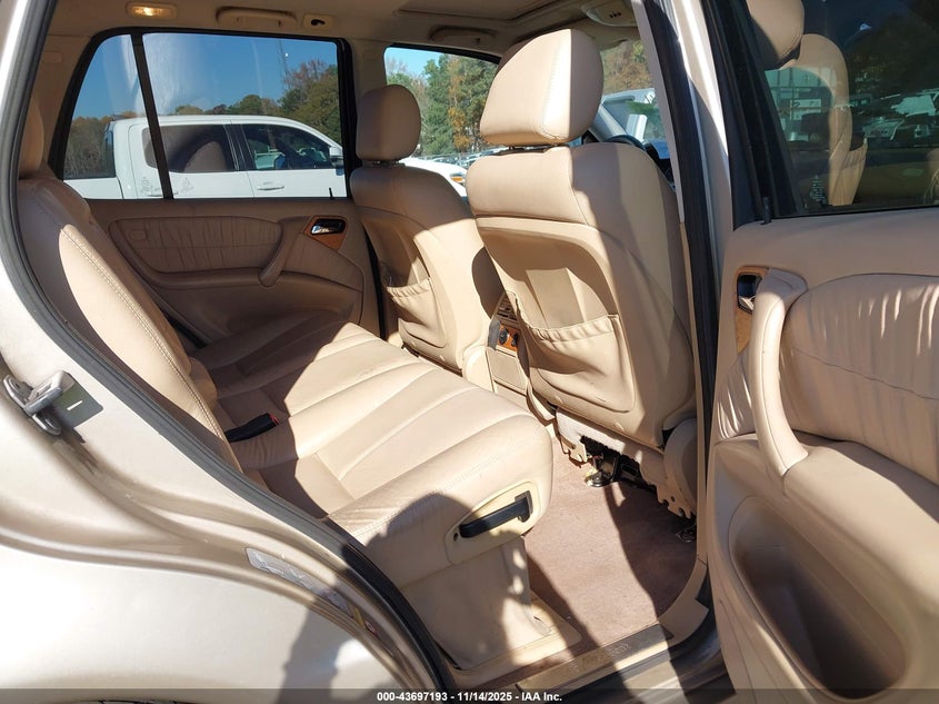 2005 Mercedes-Benz Ml 350 4Matic VIN: 4JGAB57E35A541974 Lot: 43697193