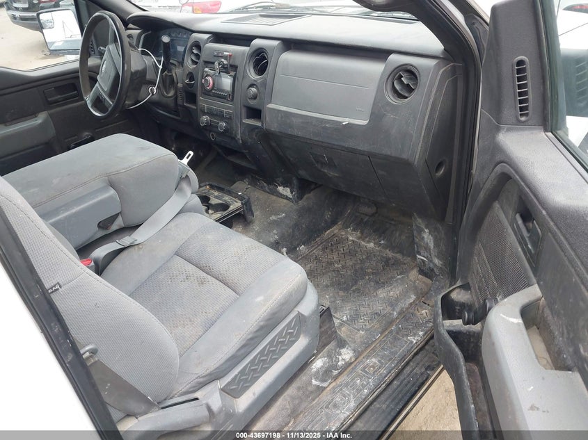 1FTNF1CF6BKD32722 2011 FORD F-150 photo no. 5