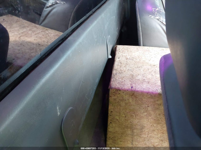 2007 GMC Sierra 2500Hd Classic Work Truck VIN: 1GTHC24U37E125560 Lot: 43697203