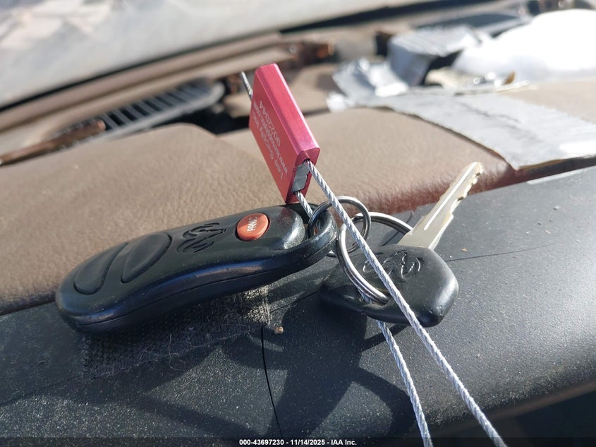 2000 Dodge Ram 1500 St VIN: 3B7HC13Z7YM215149 Lot: 43697230