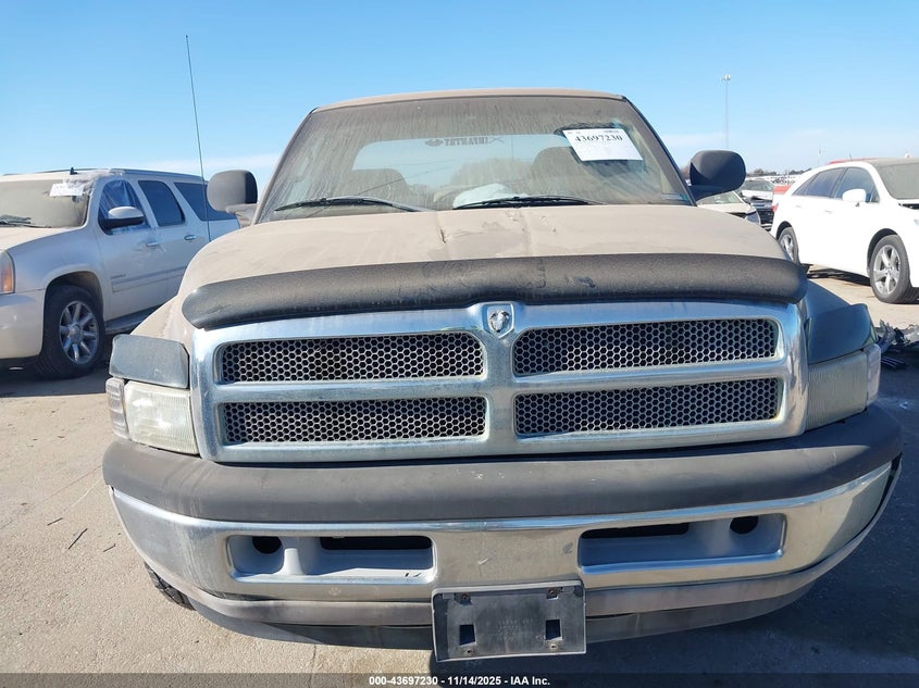 2000 Dodge Ram 1500 St VIN: 3B7HC13Z7YM215149 Lot: 43697230