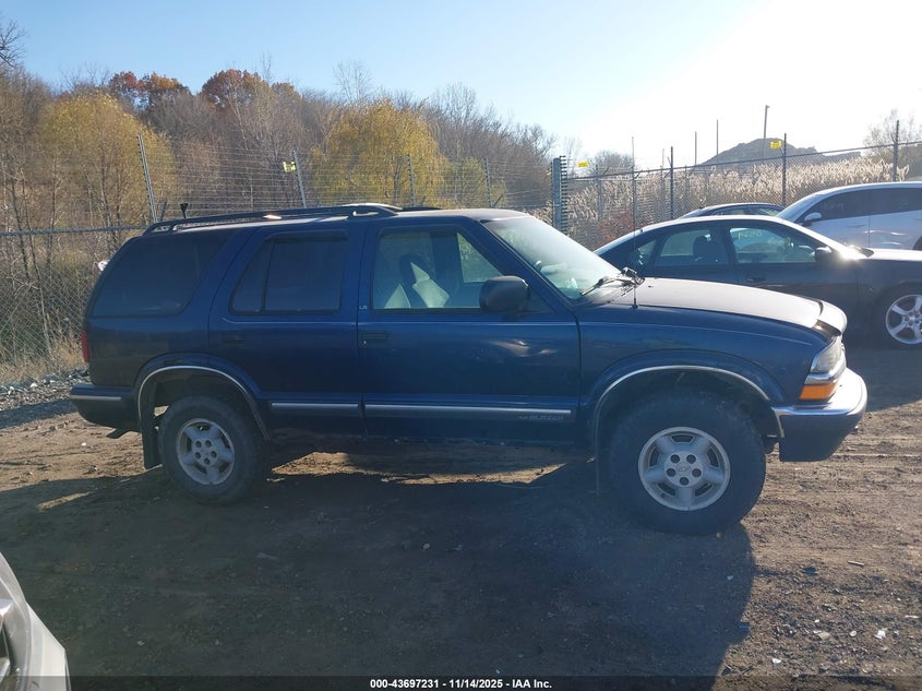 1GNDT13WXX2180740 1999 CHEVROLET BLAZER photo no. 13