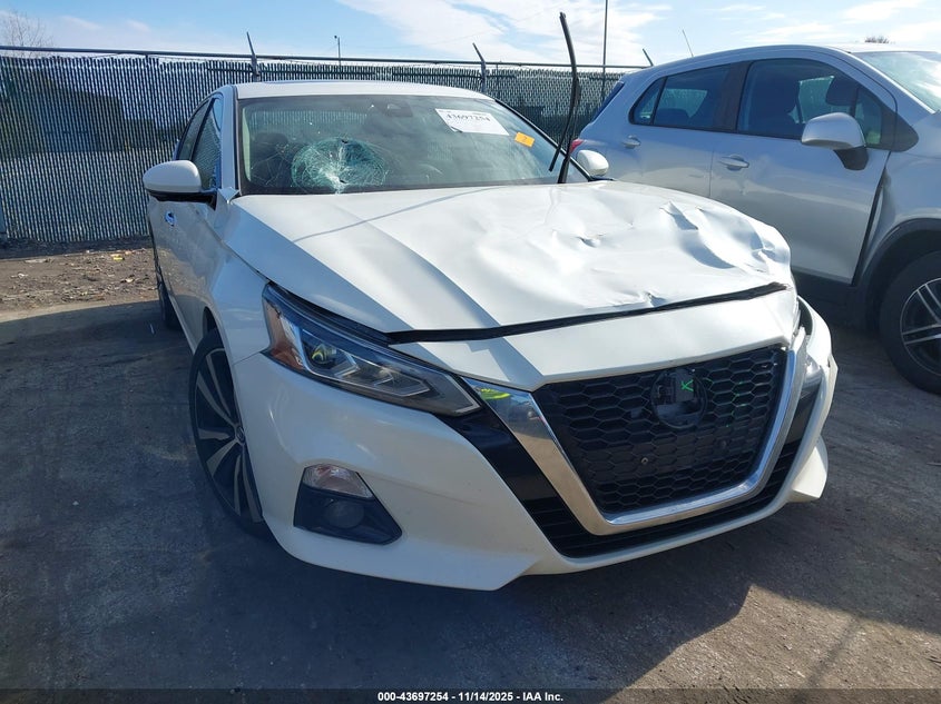 NISSAN ALTIMA 2.5 PLATINUM