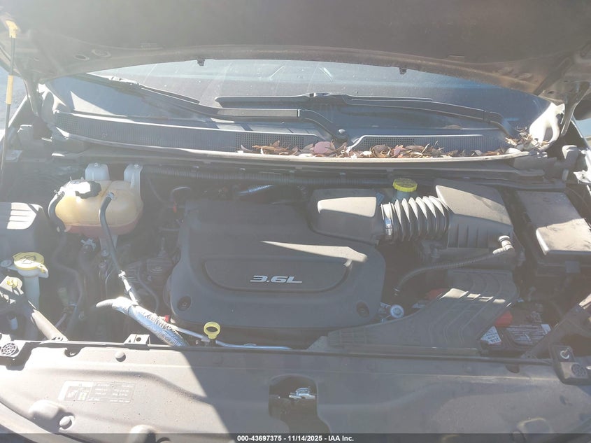 2017 Chrysler Pacifica Touring VIN: 2C4RC1DG0HR709184 Lot: 43697375