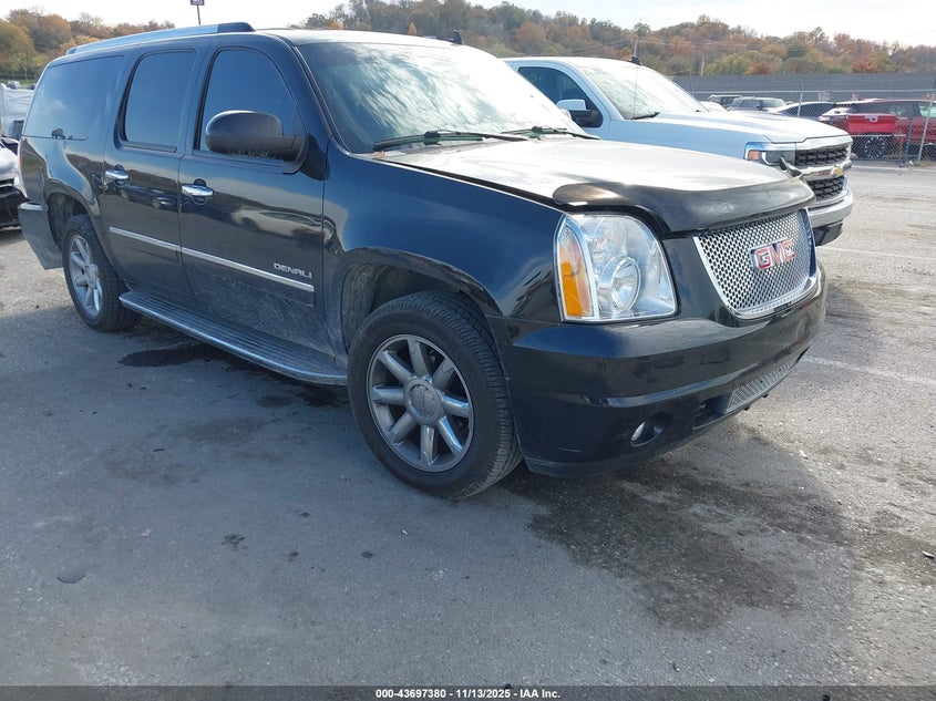 GMC YUKON DENALI