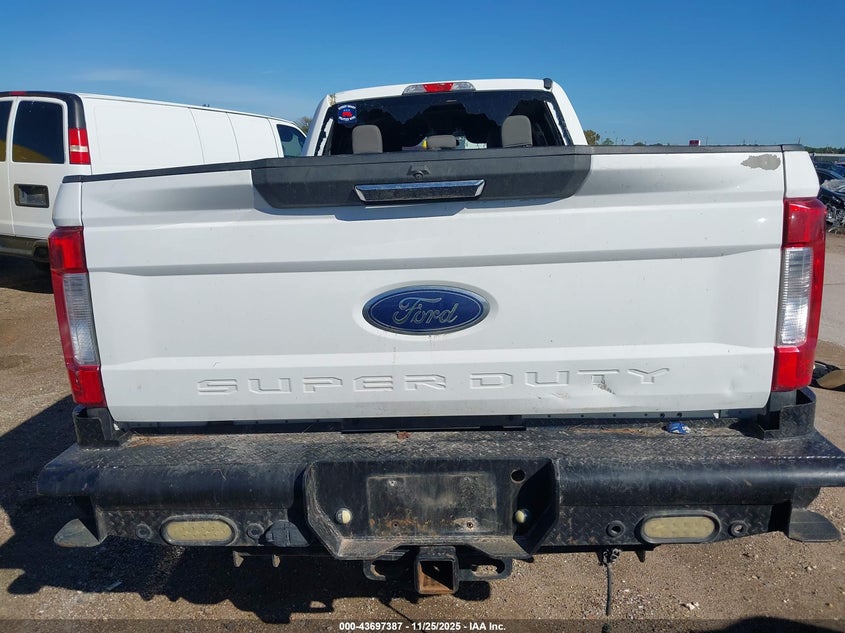 2019 Ford F-350 Xlt VIN: 1FT8W3BTXKEC77755 Lot: 43697387