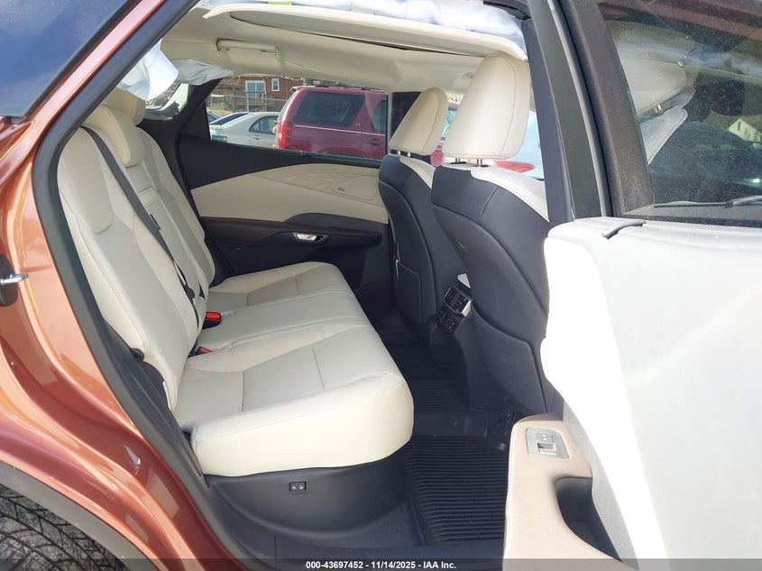 2T2BAMCA9RC078826 2024 LEXUS RX photo no. 8