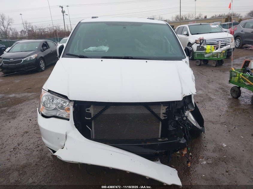 2018 Dodge Grand Caravan Sxt VIN: 2C4RDGCG2JR267175 Lot: 43697472