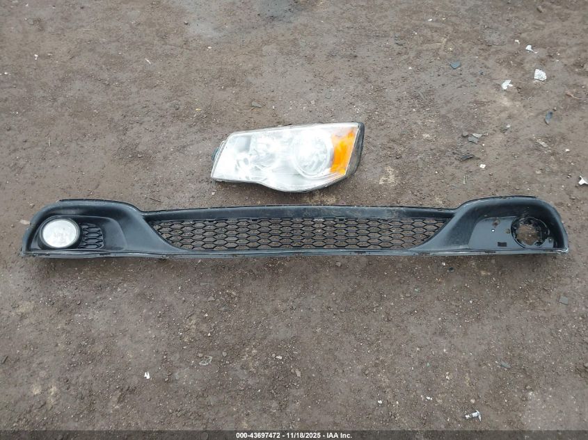 2018 Dodge Grand Caravan Sxt VIN: 2C4RDGCG2JR267175 Lot: 43697472