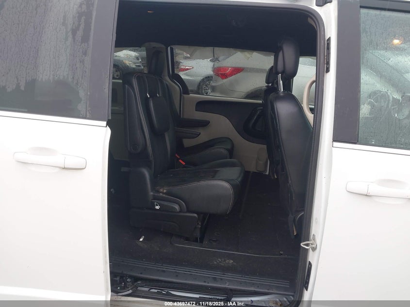 2018 Dodge Grand Caravan Sxt VIN: 2C4RDGCG2JR267175 Lot: 43697472