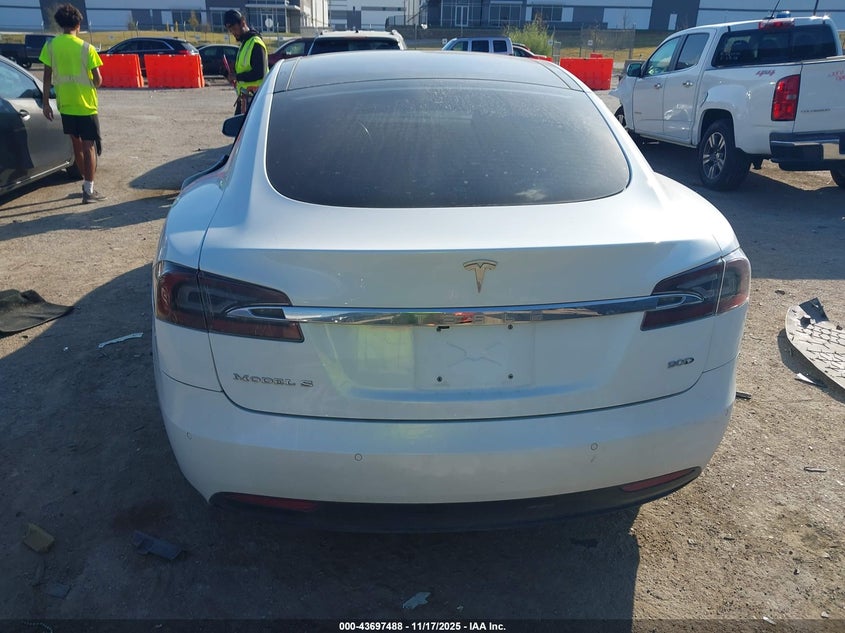 2016 Tesla Model S VIN: 5YJSA1E21GF146232 Lot: 43697488