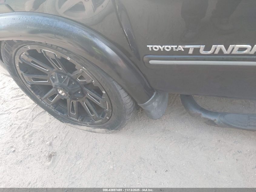 2001 Toyota Tundra Ltd V8 VIN: 5TBBT48131S199637 Lot: 43697489