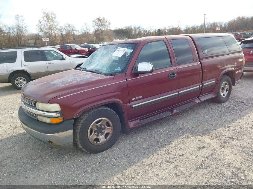 1GCEC19TX2Z236007 2002 CHEVROLET SILVERADO photo no. 2