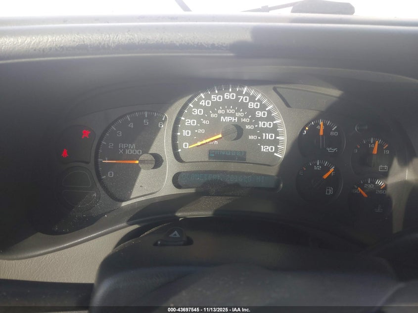 2004 Chevrolet Tahoe Lt VIN: 1GNEC13Z24R306588 Lot: 43697545