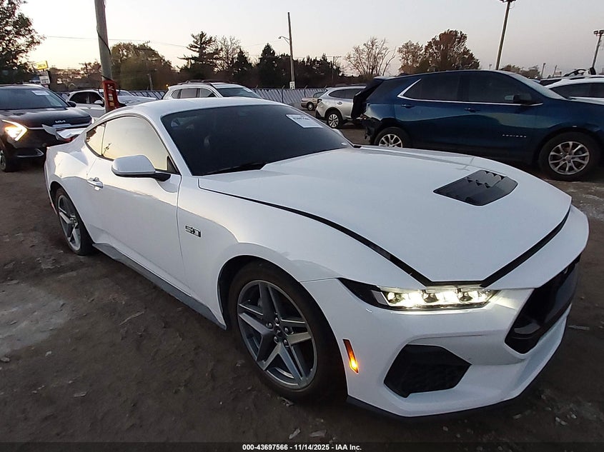 FORD MUSTANG GT PREMIUM FASTBACK