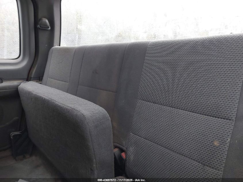 2003 Ford F-150 Lariat/Xl/Xlt VIN: 1FTRX18W63NB11743 Lot: 43697572