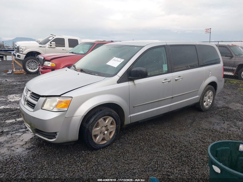 2D4RN4DE3AR405267 2010 DODGE CARAVAN photo no. 2