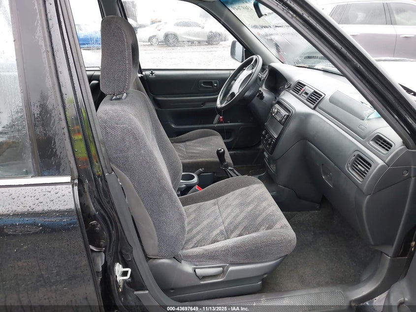 1999 Honda Cr-V Lx VIN: JHLRD1749XC015103 Lot: 43697649