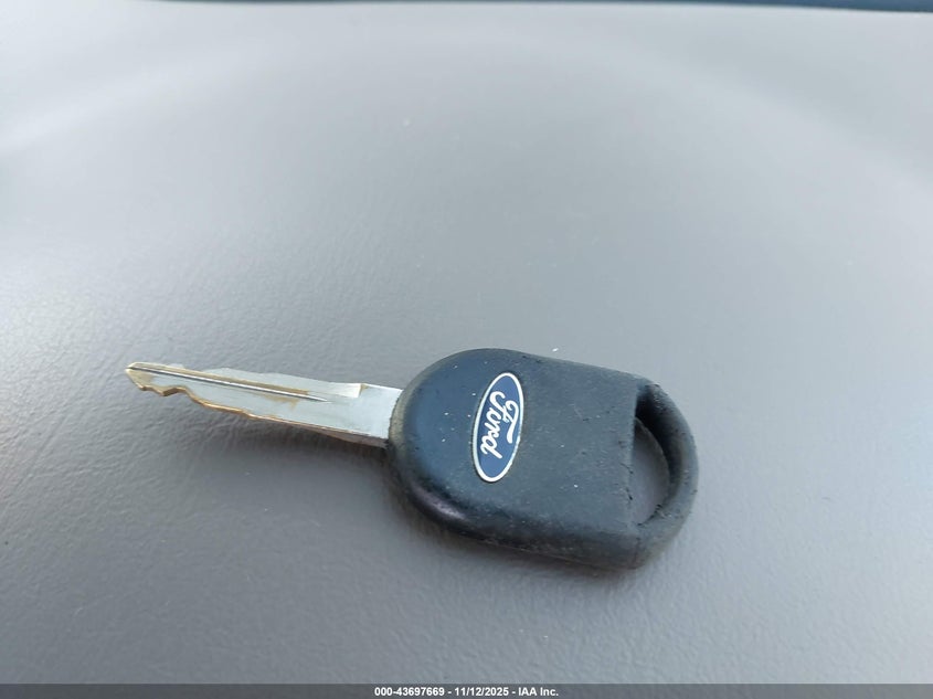 2004 Ford Explorer Xlt VIN: 1FMZU63K94ZA18375 Lot: 43697669