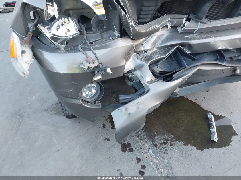 2004 Ford Explorer Xlt VIN: 1FMZU63K94ZA18375 Lot: 43697669