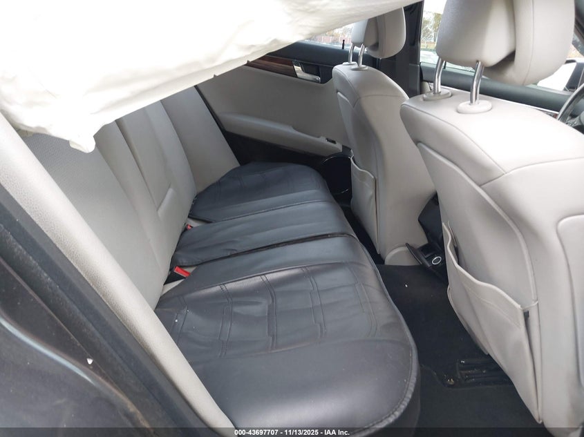 2010 Mercedes-Benz C 300 Luxury 4Matic/Sport 4Matic VIN: WDDGF8BB5AF471348 Lot: 43697707