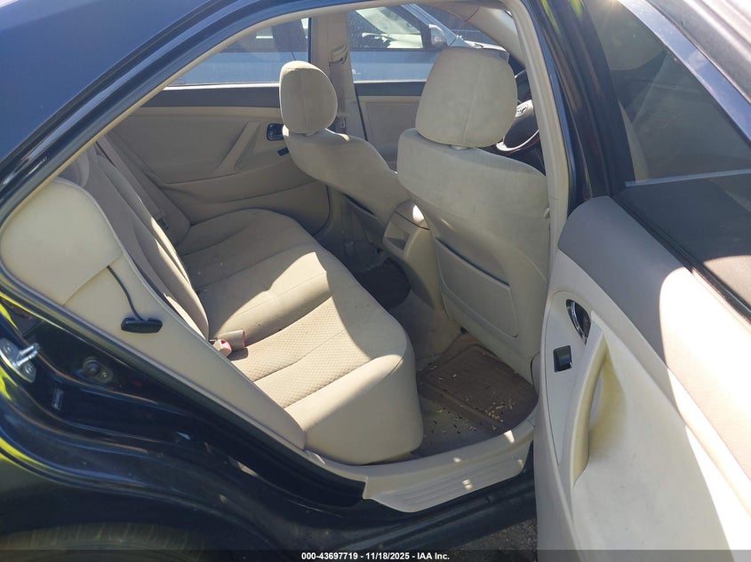 2008 Toyota Camry Le VIN: 4T1BE46K88U261113 Lot: 43697719