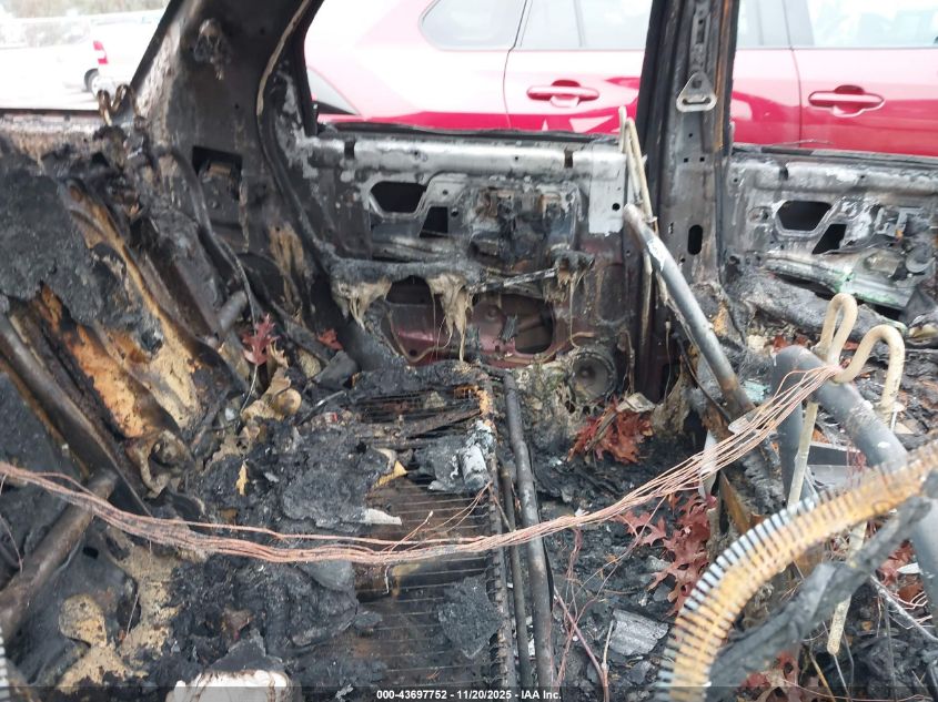 2008 Chevrolet Equinox Lt VIN: 2CNDL43F686027119 Lot: 43697752