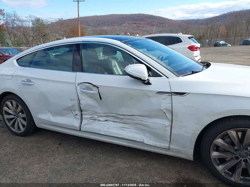 2018 Audi A5 2.0T Premium VIN: WAUBNCF50JA008543 Lot: 43697767