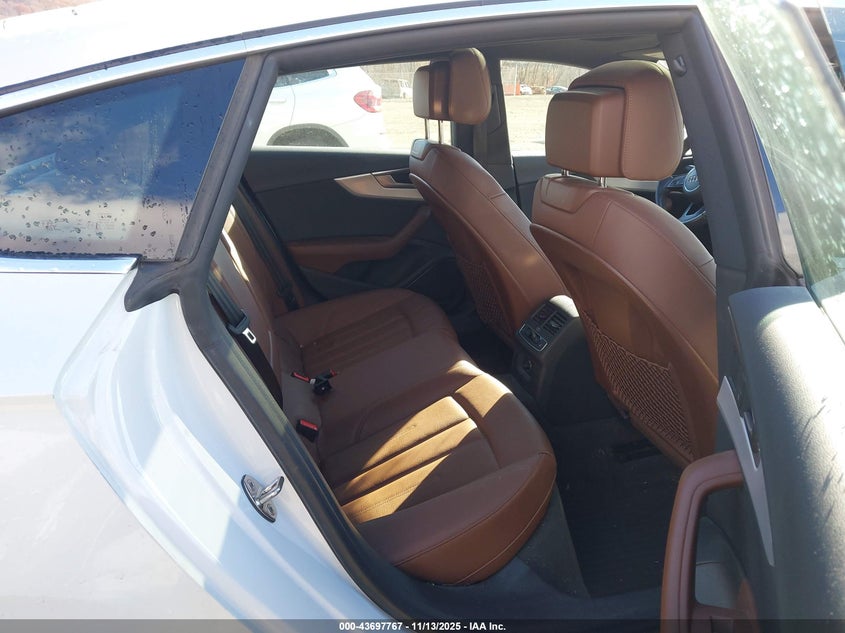 2018 Audi A5 2.0T Premium VIN: WAUBNCF50JA008543 Lot: 43697767