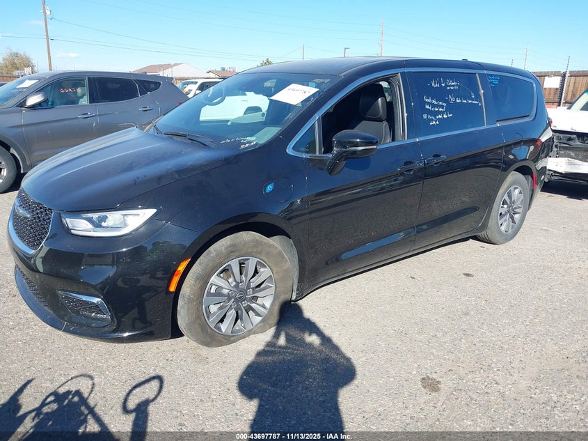 2C4RC1S76SR577848 2025 CHRYSLER PACIFICA photo no. 2