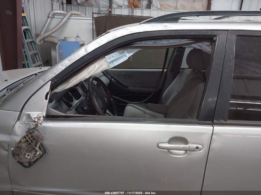 2005 Toyota Highlander V6 VIN: JTEDP21A850058361 Lot: 43697797