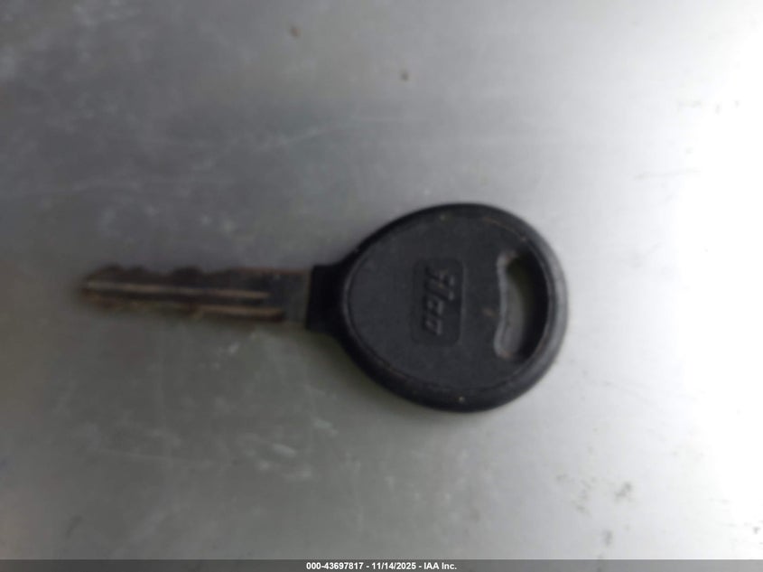 2004 Dodge Ram 1500 Slt/Laramie VIN: 1D7HU18N14S681637 Lot: 43697817