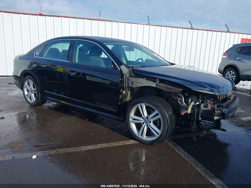 2015 VOLKSWAGEN PASSAT 1.8T SE - 1VWBT7A35FC024283