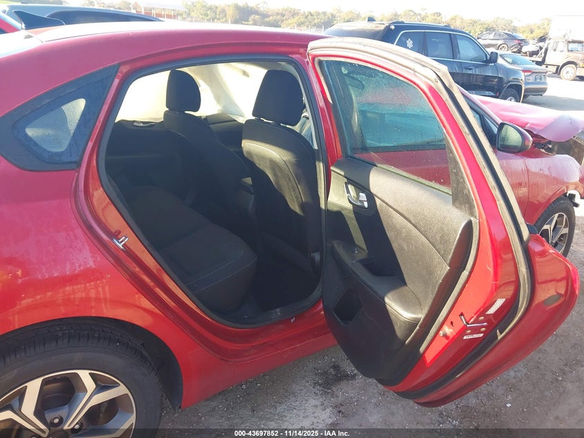 2019 Kia Forte Lxs VIN: 3KPF24AD9KE109306 Lot: 43697852