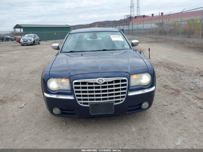 2005 Chrysler 300C VIN: 2C3AA63H45H575327 Lot: 43697888