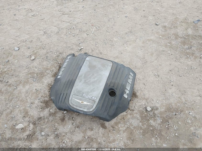 2005 Chrysler 300C VIN: 2C3AA63H45H575327 Lot: 43697888