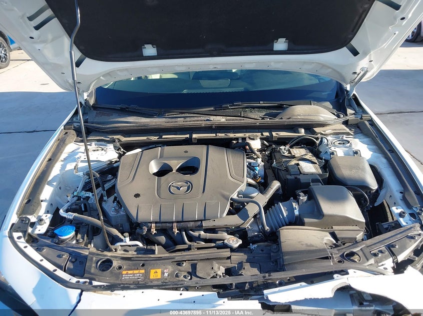 2023 Mazda Mazda3 2.5 S Preferred VIN: 3MZBPACM3PM378391 Lot: 43697895