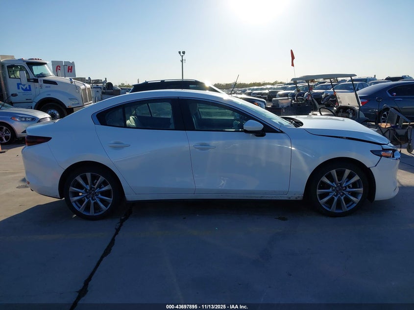 2023 Mazda Mazda3 2.5 S Preferred VIN: 3MZBPACM3PM378391 Lot: 43697895