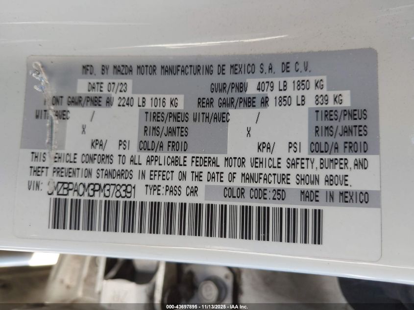 2023 Mazda Mazda3 2.5 S Preferred VIN: 3MZBPACM3PM378391 Lot: 43697895