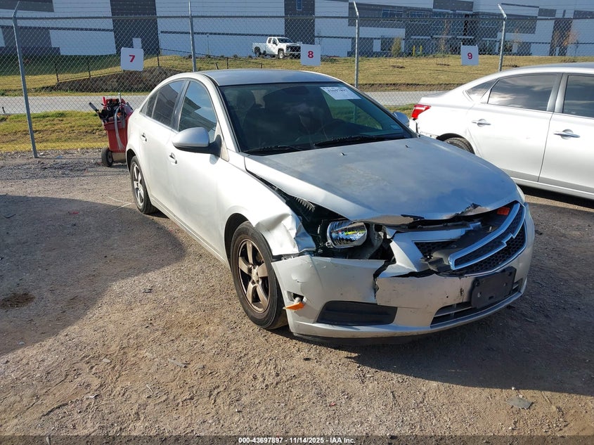 CHEVROLET CRUZE 1LT AUTO