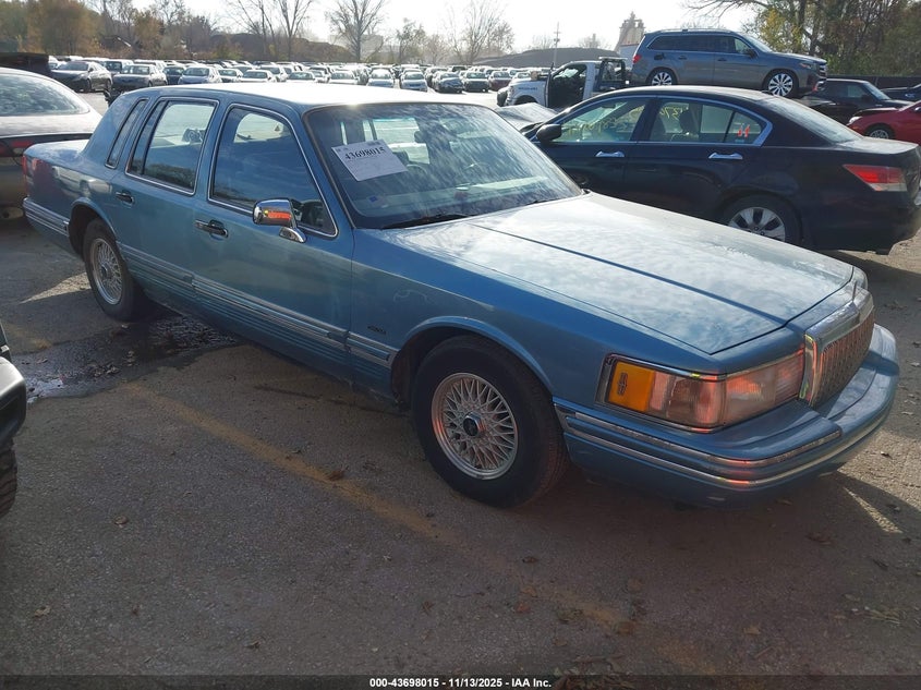 1LNLM81W9PY764987 1993 LINCOLN TOWN CAR photo no. 1