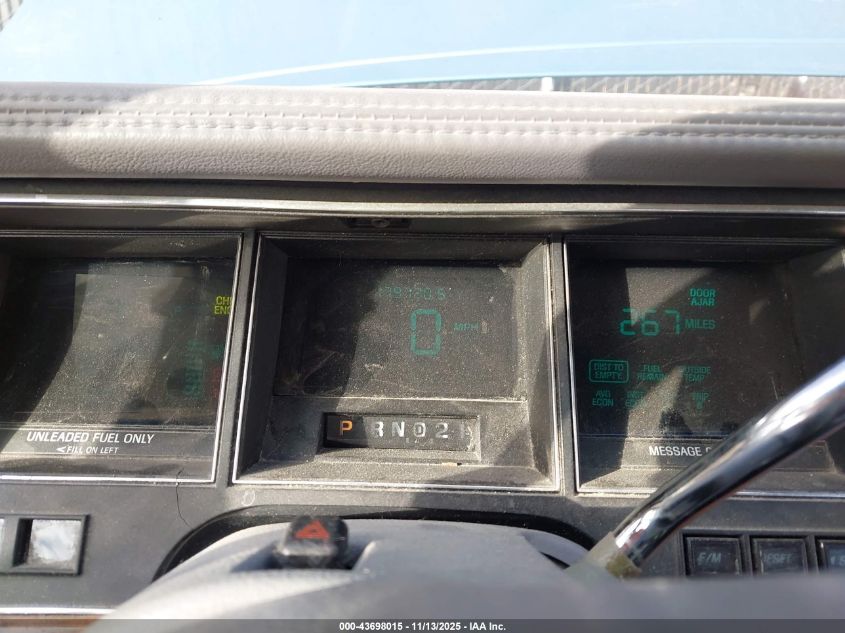 1993 Lincoln Town Car Executive VIN: 1LNLM81W9PY764987 Lot: 43698015