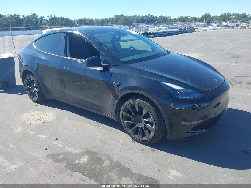TESLA MODEL Y LONG RANGE DUAL MOTOR ALL-WHEEL DRIVE