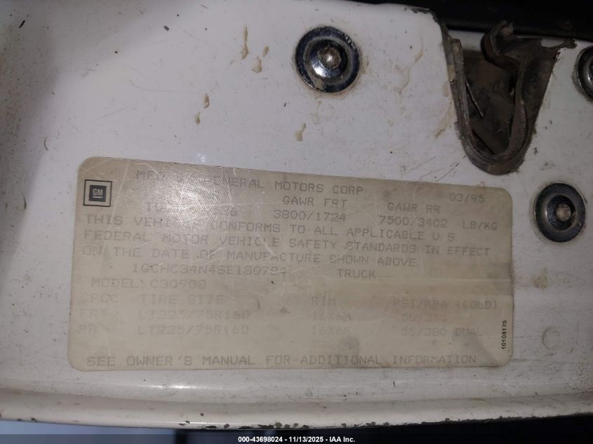 1996 Chevrolet Gmt-400 C2500 VIN: 1GCGC24R3TE210139 Lot: 43698024