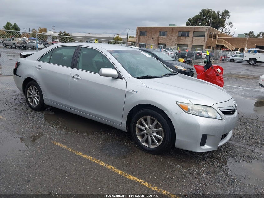 TOYOTA CAMRY HYBRID CAMRY HYBRID